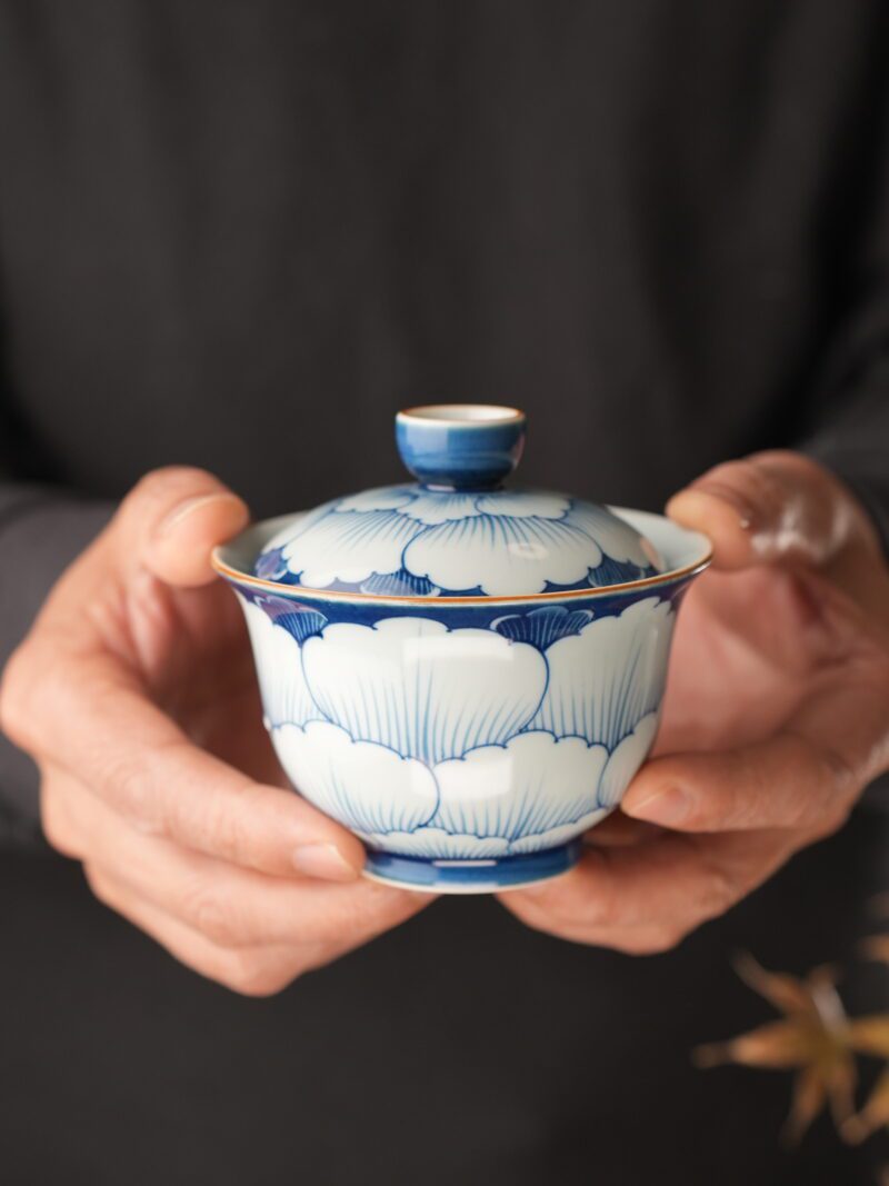 DSC01337 Handmade Vintage Ceramics Qinghua Peony 120ml Gaiwan Tea Set