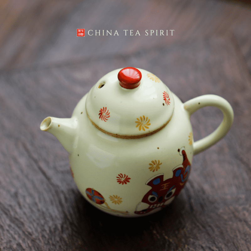 Cloth Tiger Kung Fu Teapot