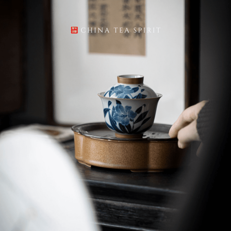 Hand-painted Ceramics Lily Gaiwan