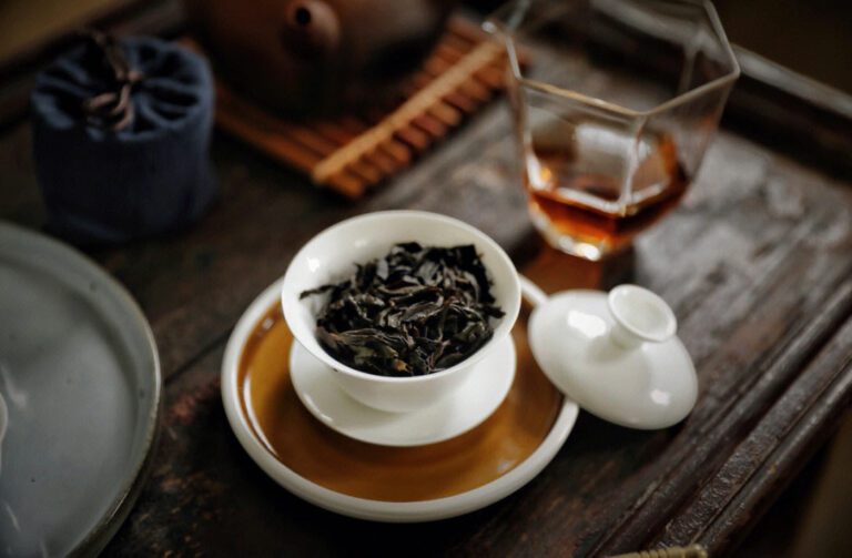 Brew with Gaiwan