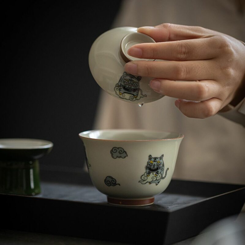 Creative Grey Glaze Ceramic Cute Lucky Tiger Gaiwan
