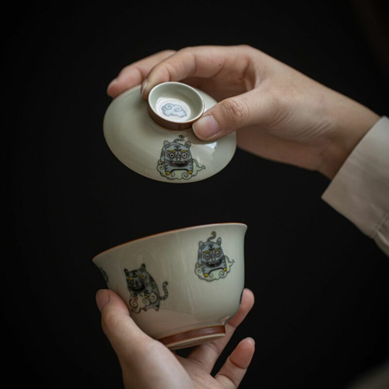 Creative Grey Glaze Ceramic Cute Lucky Tiger Gaiwan