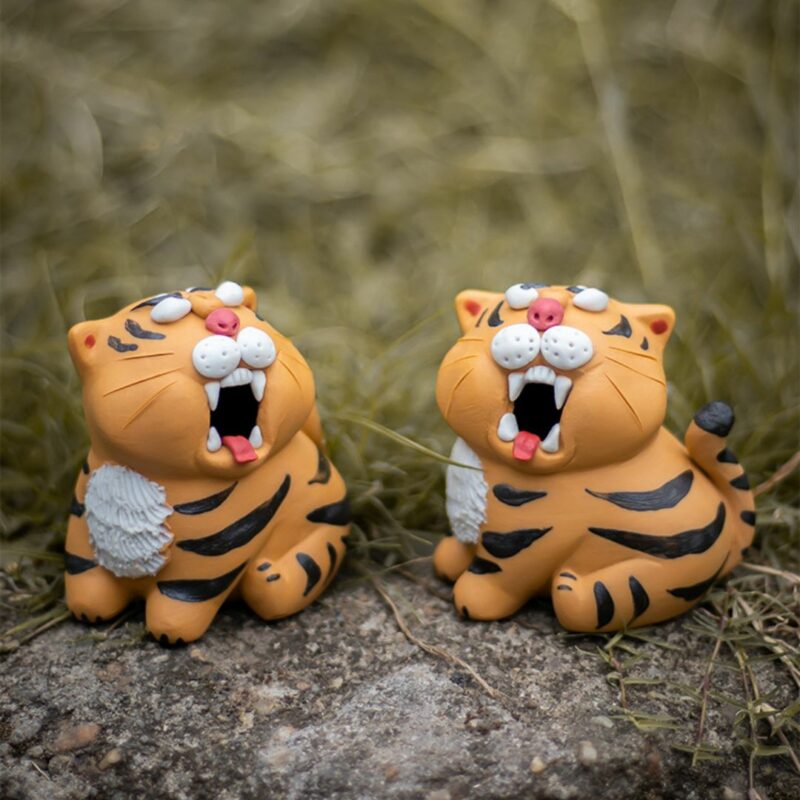 Handmade Hand-painted Ceramics Baby Tiger Tea Pet