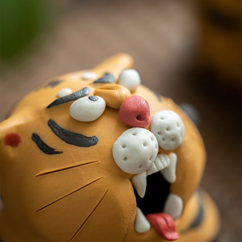 Handmade Hand-painted Ceramics Baby Tiger Tea Pet