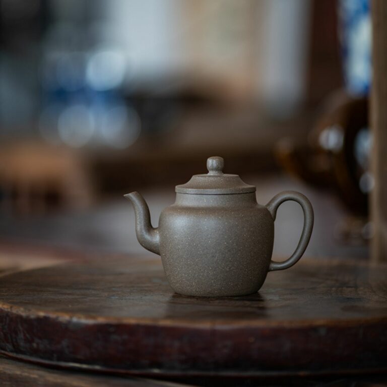 Semi Handmade Qing Hui Duanni Gong Deng Royal Lantern 160ml Yixing Teapot