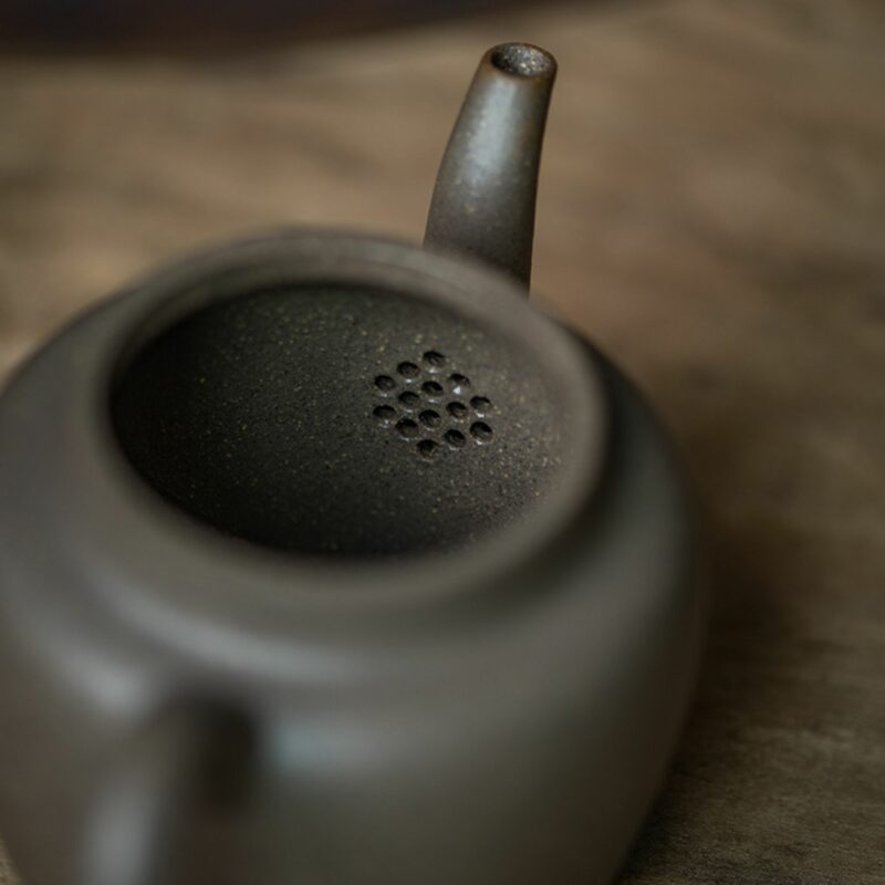 Semi Handmade Qing Hui Duanni Gong Deng Royal Lantern 160ml Yixing Teapot