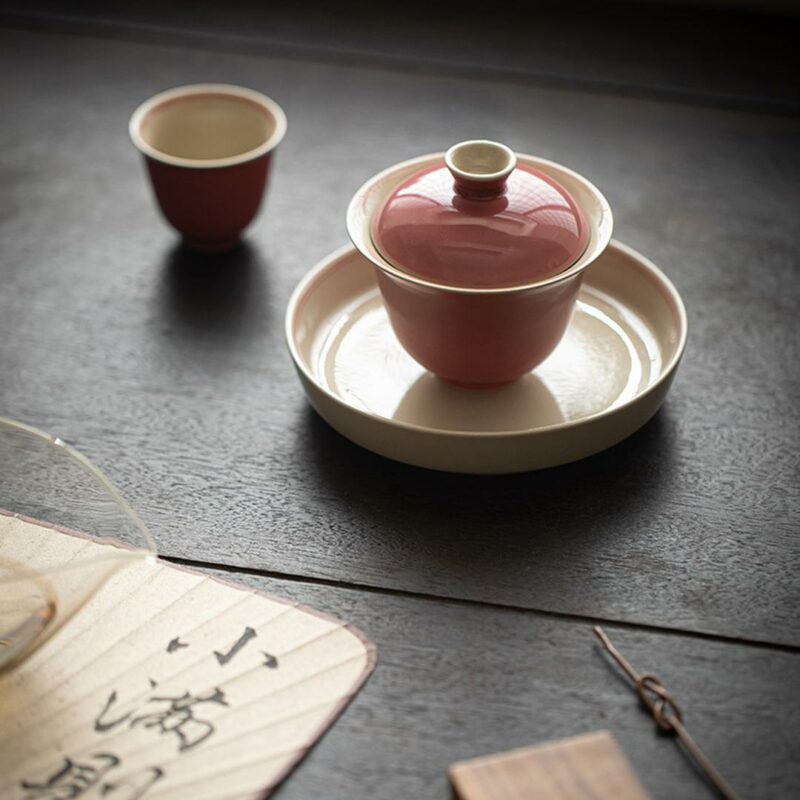 122-14 Vintage Ceramic Light Bean Red 135ml Gaiwan