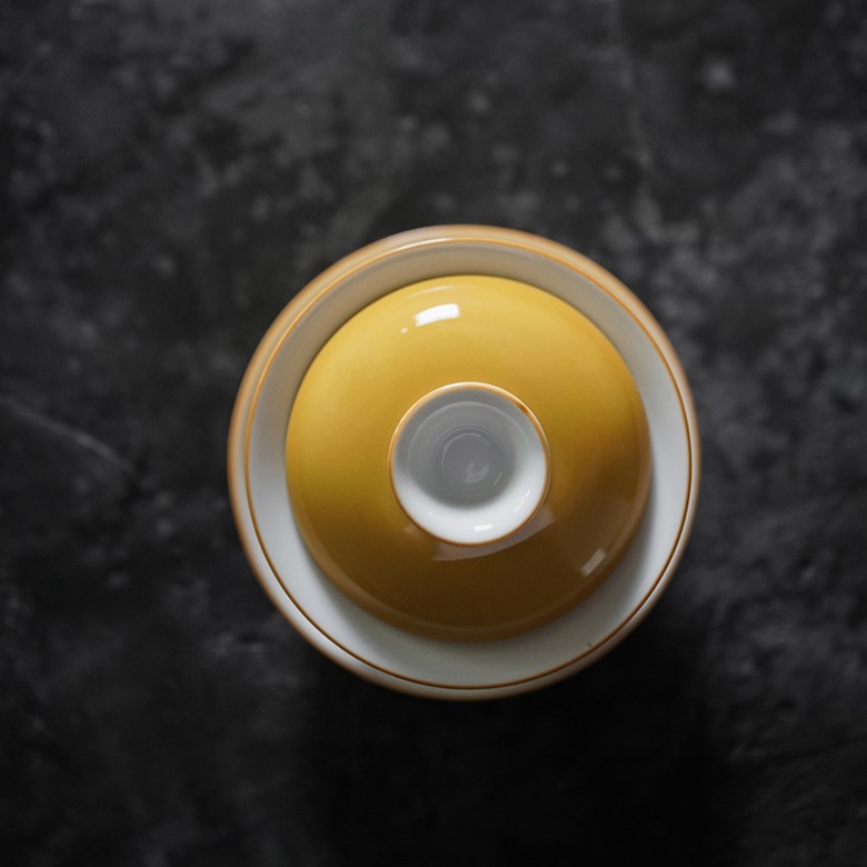 Colored Glaze Ceramic Moon Yellow 140ml Gaiwan (2) Colored Glaze Ceramic Moon Yellow 140ml Gaiwan