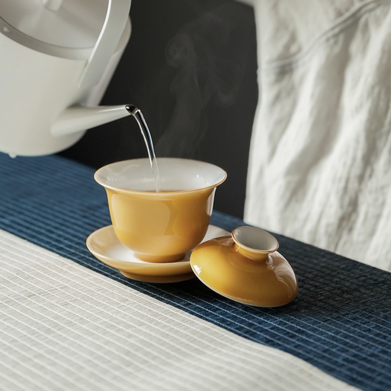 Colored Glaze Ceramic Moon Yellow 140ml Gaiwan (5) Colored Glaze Ceramic Moon Yellow 140ml Gaiwan