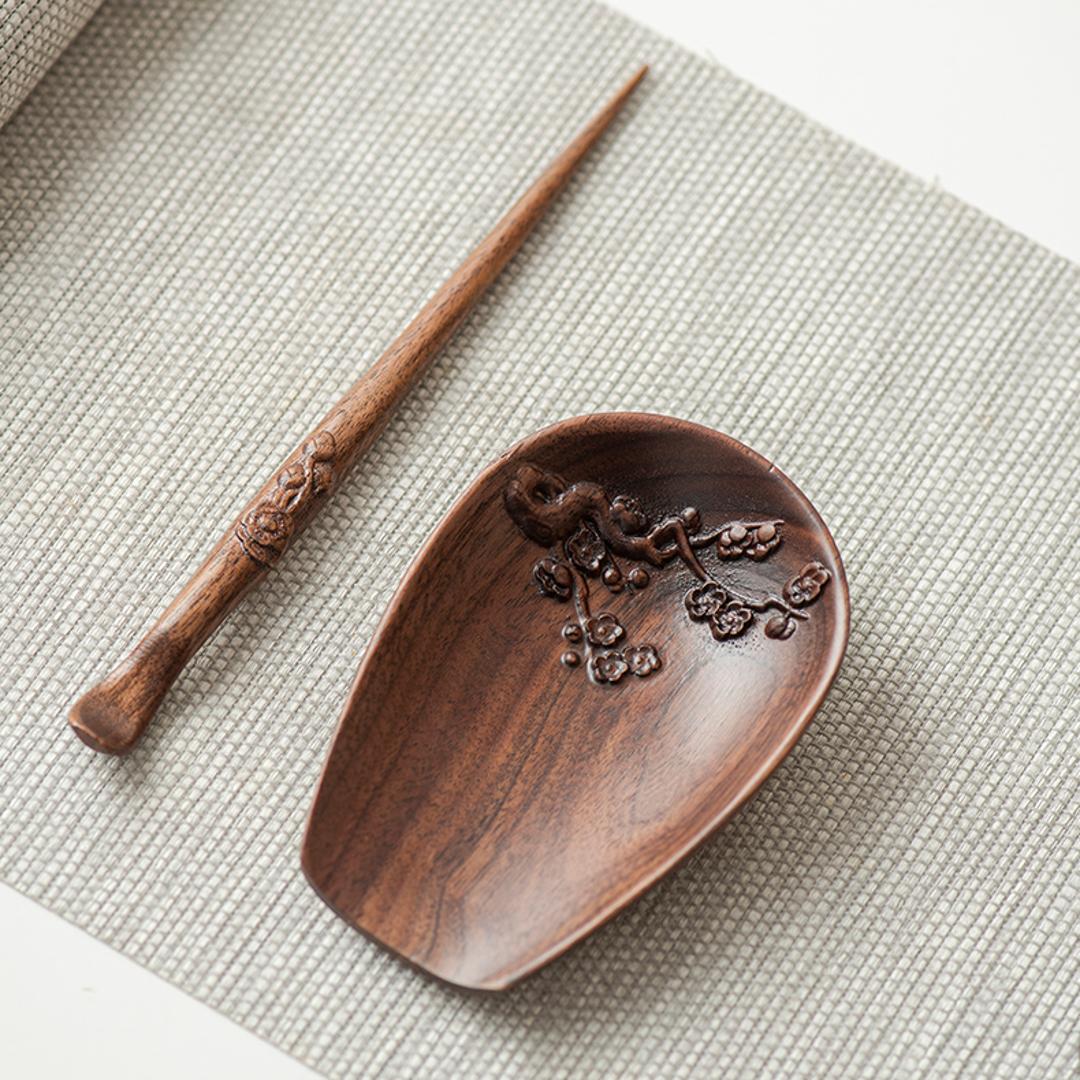 Aesthetic Walnut Plum Blossom Carving Kung Fu ChaZe - China Tea Spirit