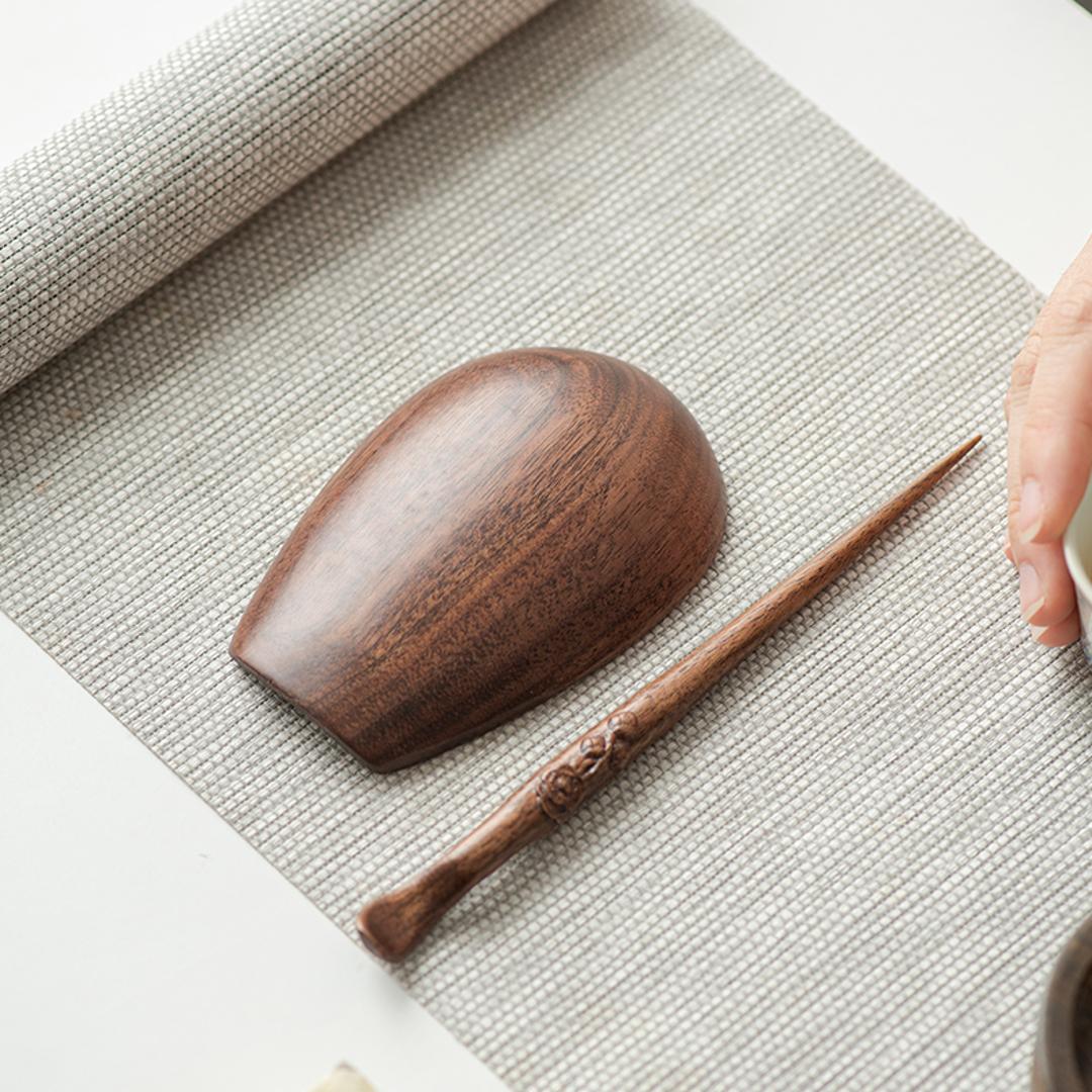 Aesthetic Walnut Plum Blossom Carving Kung Fu ChaZe - China Tea Spirit