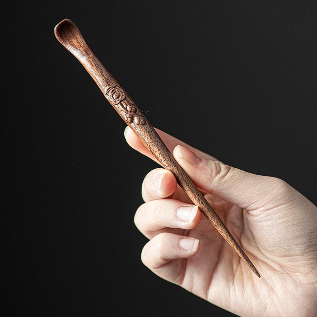 Aesthetic Walnut Plum Blossom Carving Kung Fu ChaZe - China Tea Spirit