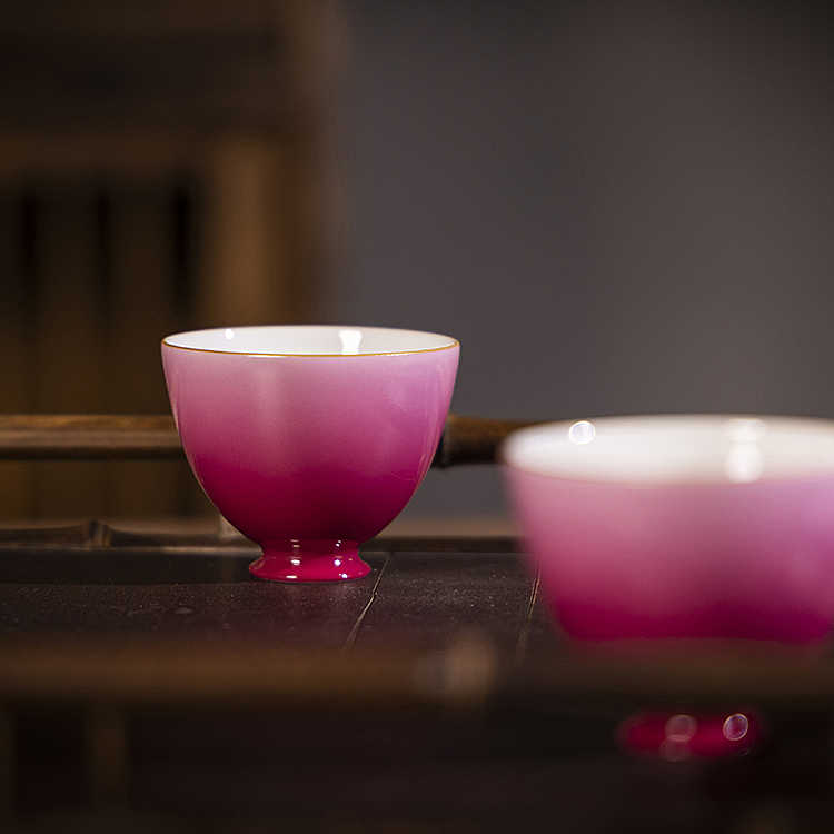 Blushing Girl Gradient Pink Premium Designer 110ml Gaiwan