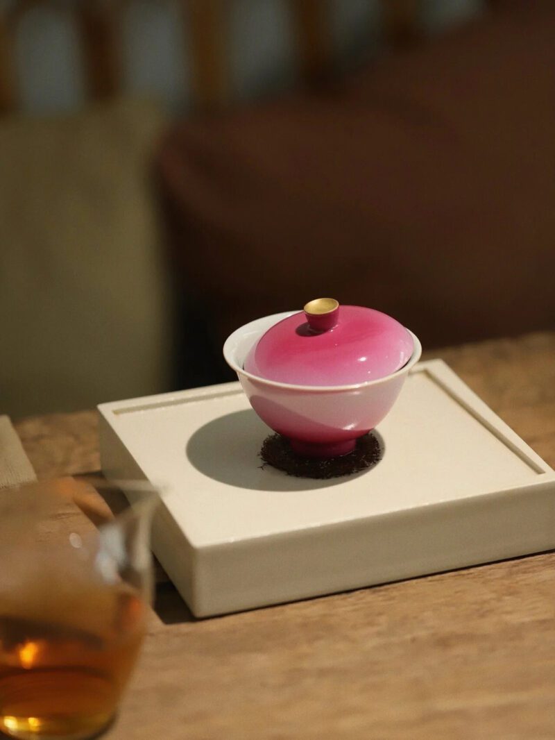 Blushing Girl Gradient Pink Premium Designer 110ml Gaiwan