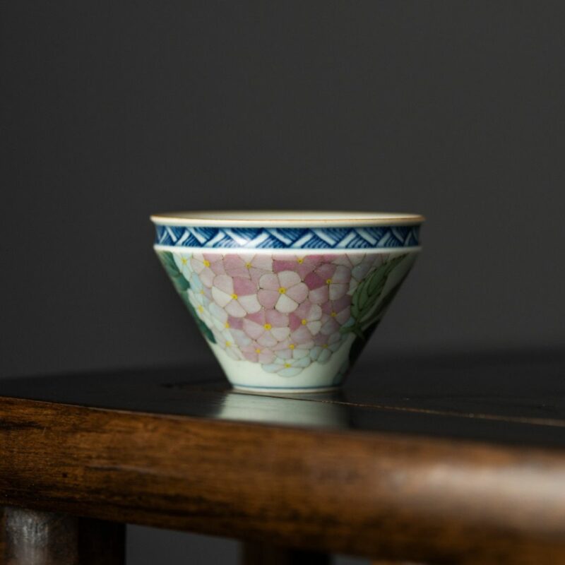 Hand-painted Vintage Ceramics Butterfly dance in hydrangea Gaiwan Tea Set