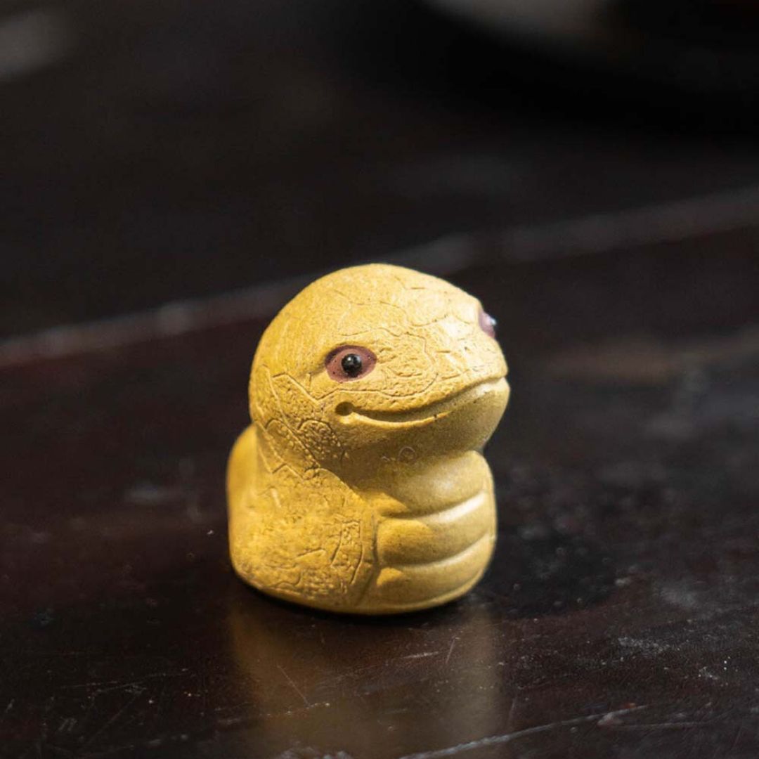 Chinese Tea Pets Artisan Handmade Yixing Jingdezhen Tea Pet