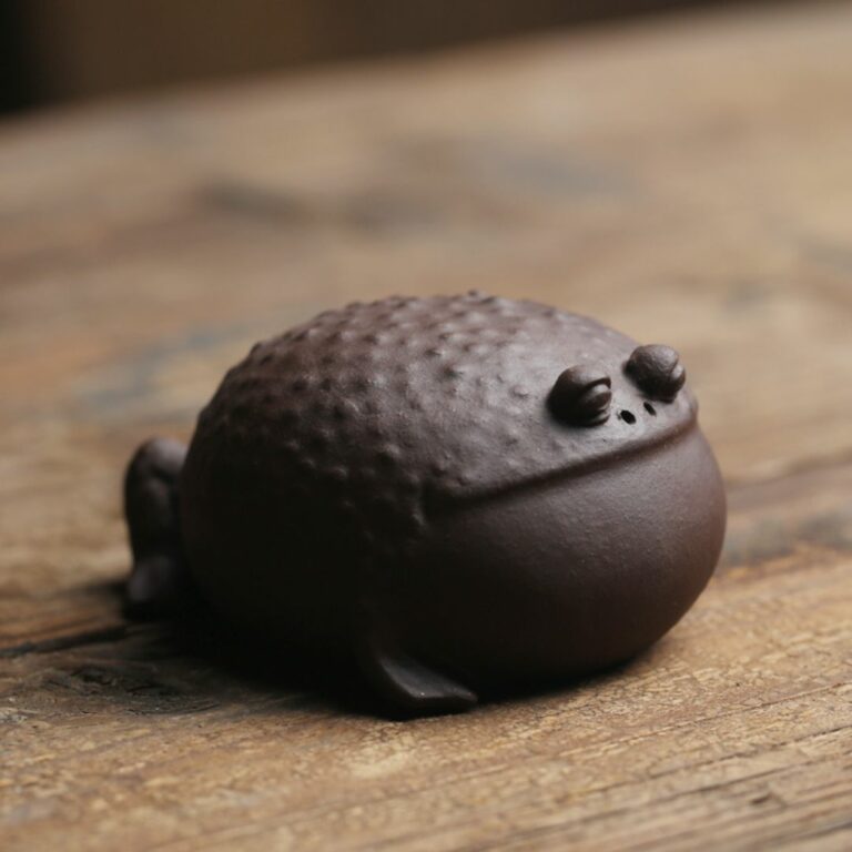 Creative Zisha Yixing Clay Nerdy Toad Tea Pet