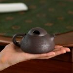 Tian Qing Ni Niu Gai Shi Piao 130ml Yixing Teapot