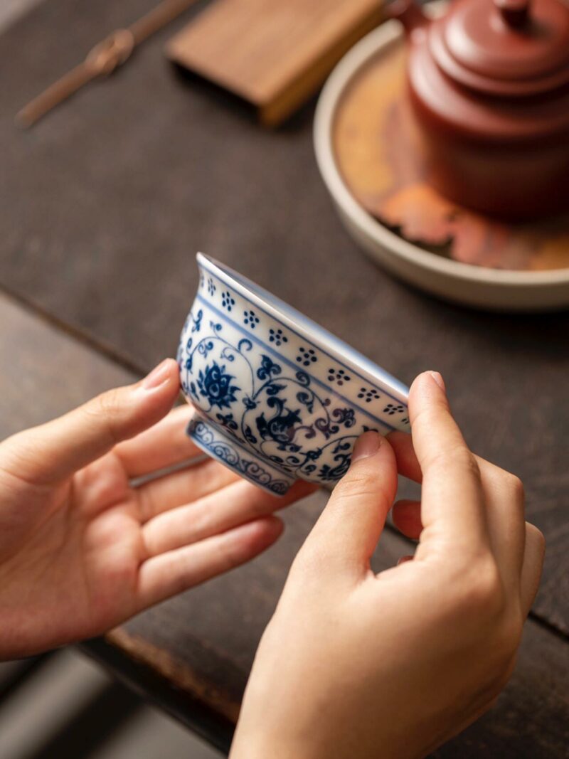 Qinghua Ceramic Twined Lotus 100ml Tea Cup