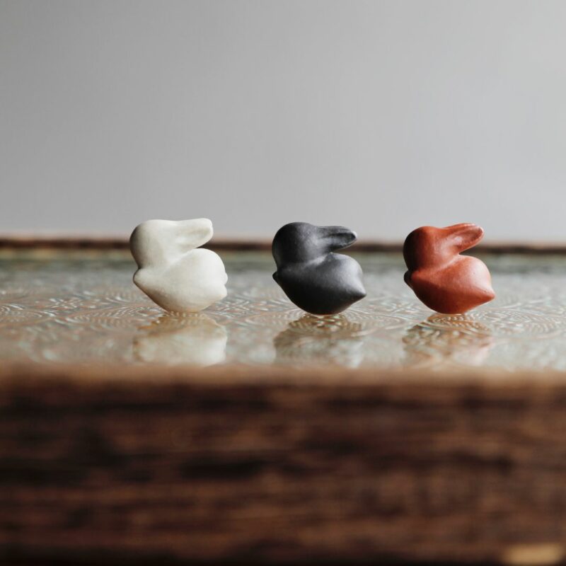 1 Yixing Clay Running Bunny Tea Pet