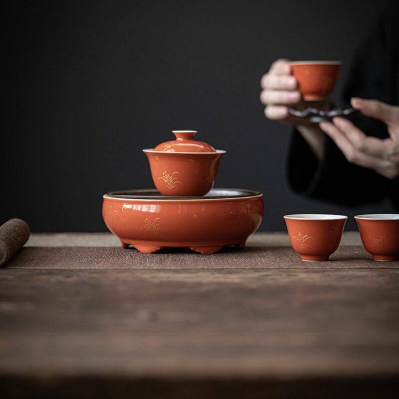 Gilt Painting Ceramic Red Glaze100ml Gaiwan (9) Gilt Painting Ceramic Red Glaze 100ml Gaiwan