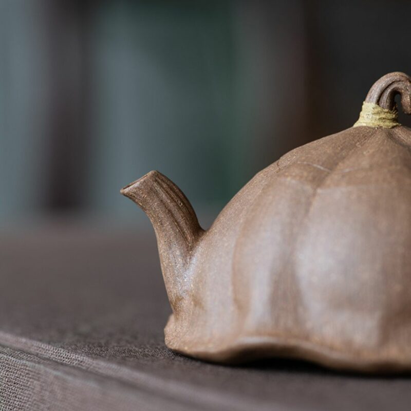 Duanni Lotus Pod 110ml Yixing Teapot
