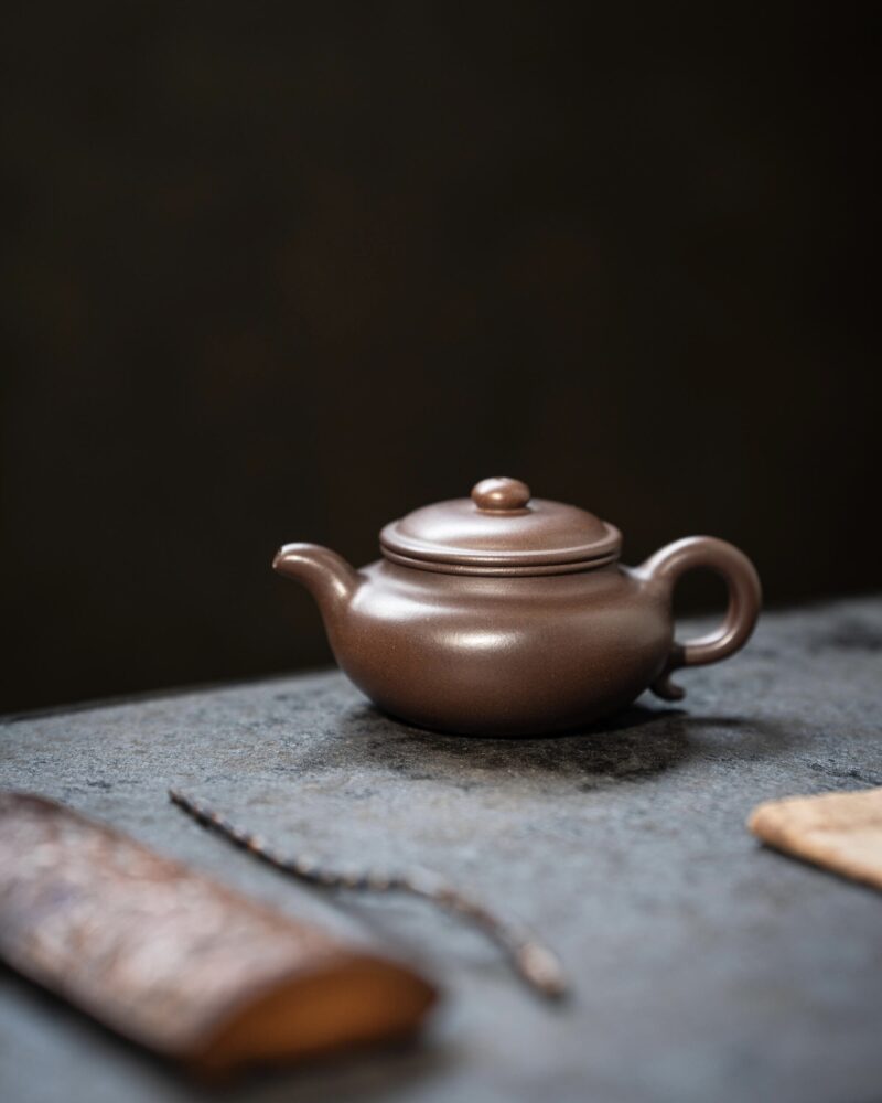 Fang Gu Hei Xin Tu Zini 160ml Yixing Teapot