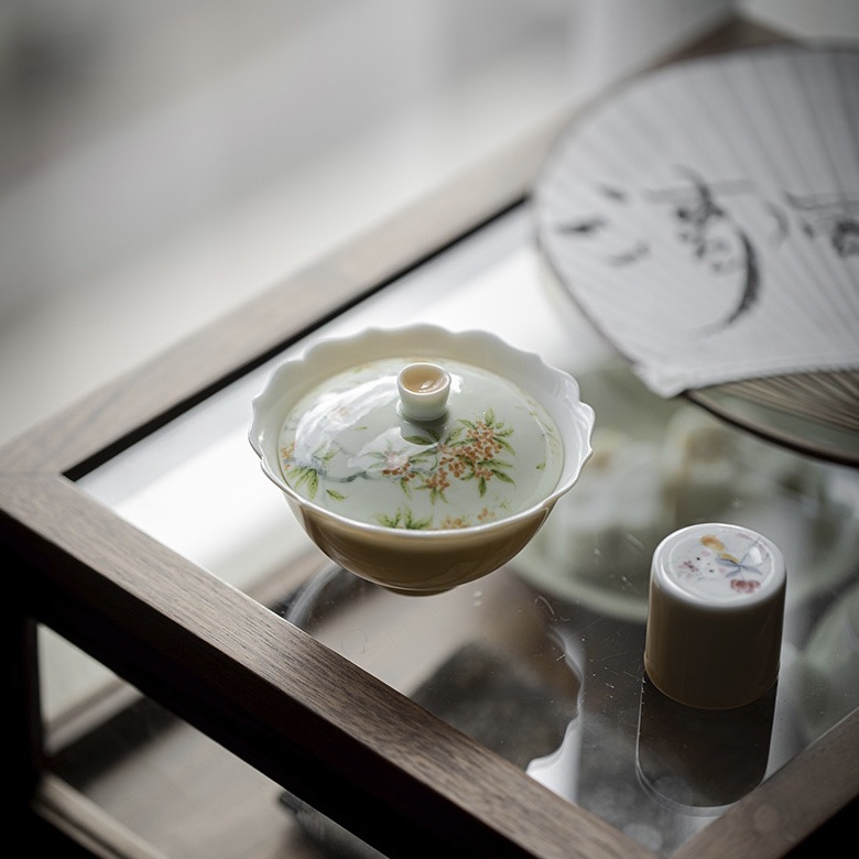 20240222_115513009_iOS Hand painted Ceramic Osmanthus Flower Petal 90ml Gaiwan