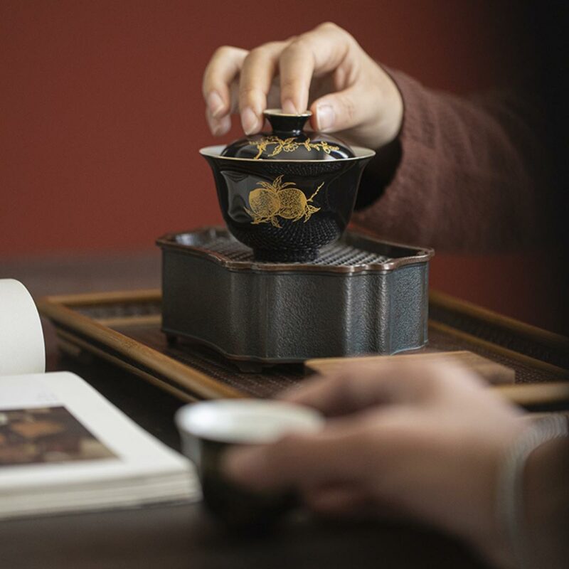 Gilt Painting Ceramic Black Glaze Peach 110ml Gaiwan