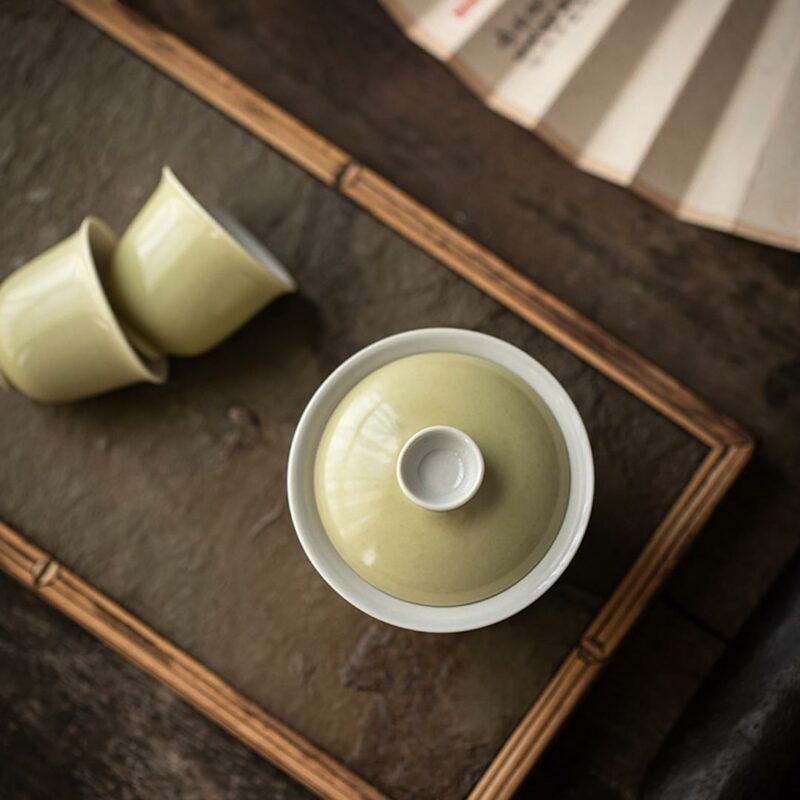 434-3 Colored Glaze Ceramic Bean Green 140ml Gaiwan