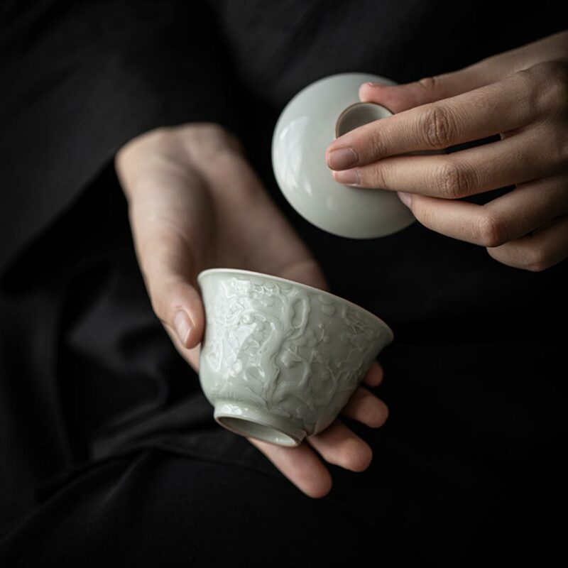 Relief Sculpture Ceramic Pine Pattern 120ml Gaiwan