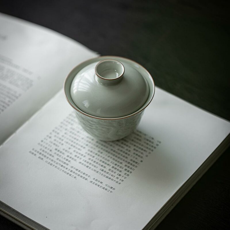 Relief Sculpture Ceramic Pine Pattern 120ml Gaiwan