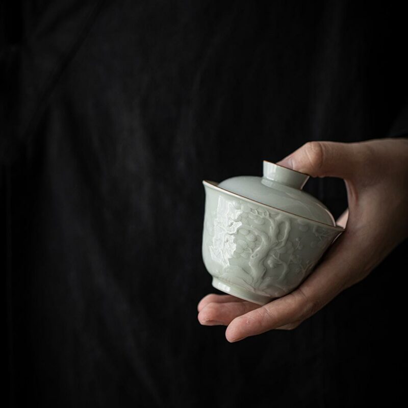 Relief Sculpture Ceramic Pine Pattern 120ml Gaiwan