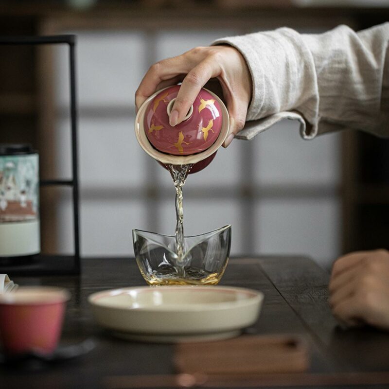439-5 Gilt Painting Ceramic Crane Pattern Red Glaze 150ml Gaiwan