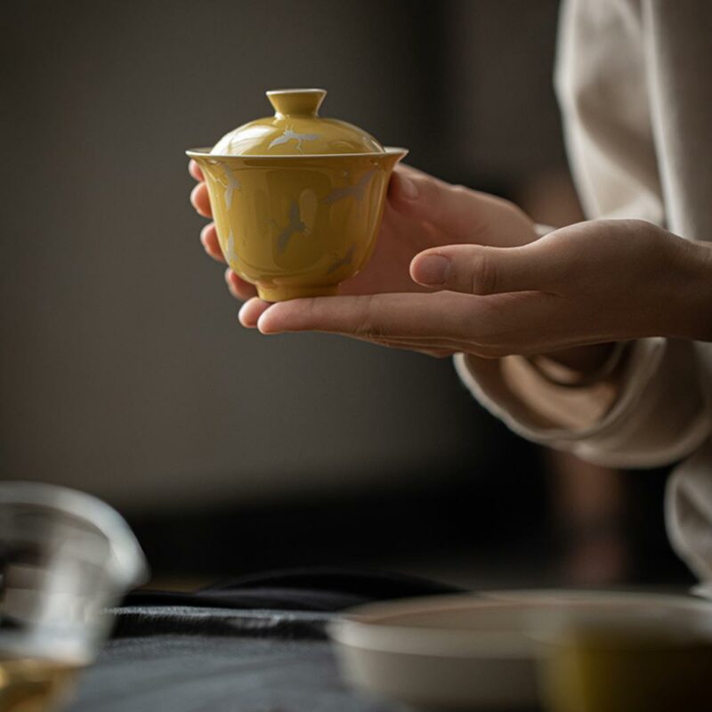 442-6 Gilt Silver Ceramic Crane Pattern Yellow Glaze 150ml Gaiwan