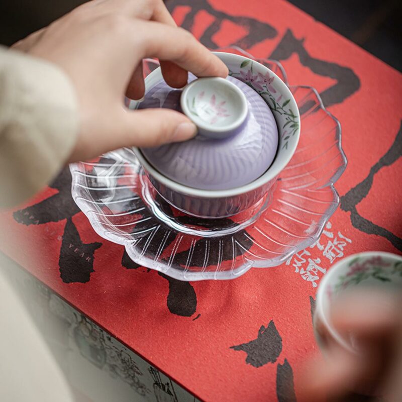 449-8 Hand painted Ceramic Purple Glaze Magnolia 120ml Gaiwan