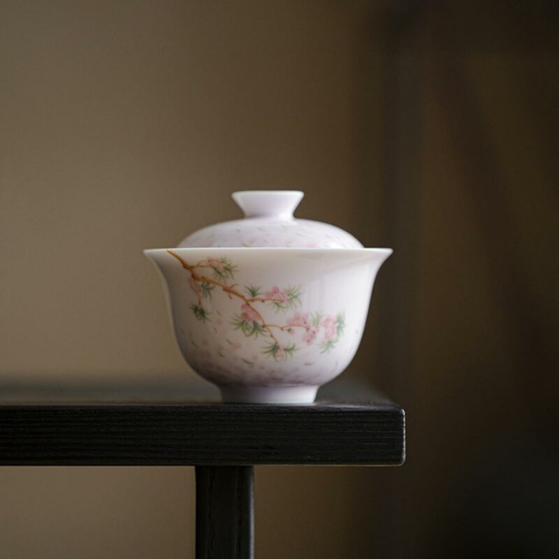 451-10 Hand painted Ceramic Sakura 140ml Gaiwan