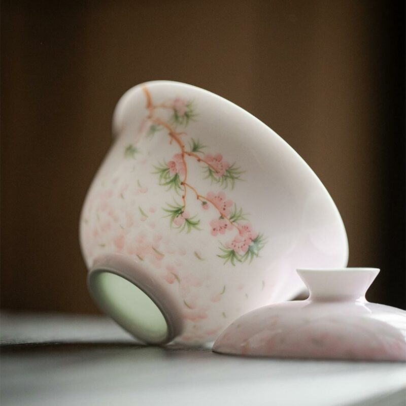 451-11 Hand painted Ceramic Sakura 140ml Gaiwan