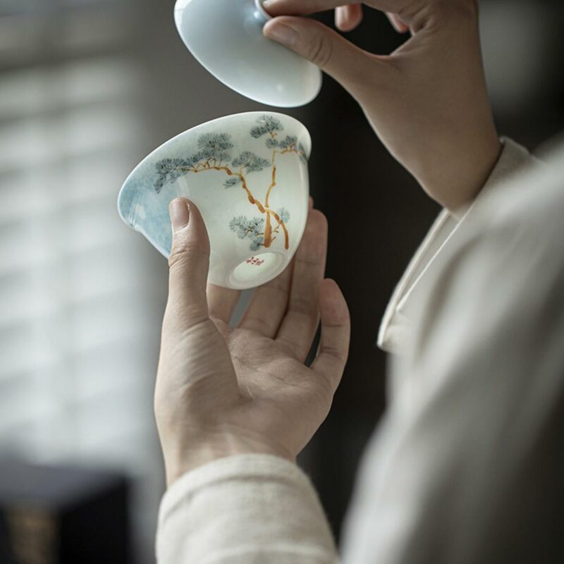460-2 Hand painted Ceramic Pine 130ml Gaiwan