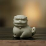 Creative White Porcelain Chinese Lion Tea Pet