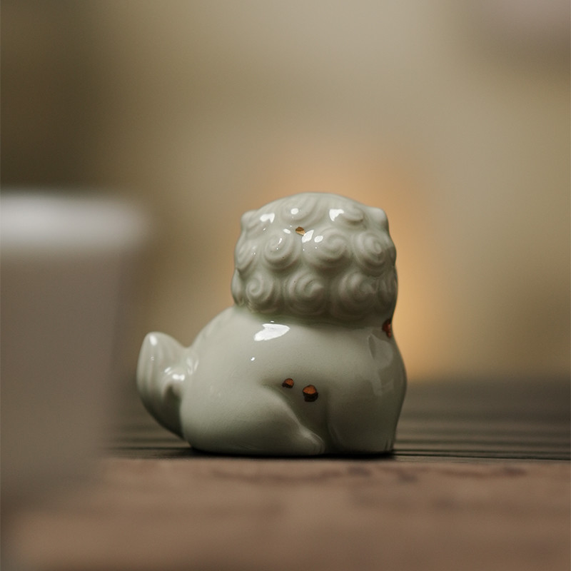 Creative White Porcelain Chinese Lion Tea Pet (2) Creative White Porcelain Chinese Lion Tea Pet