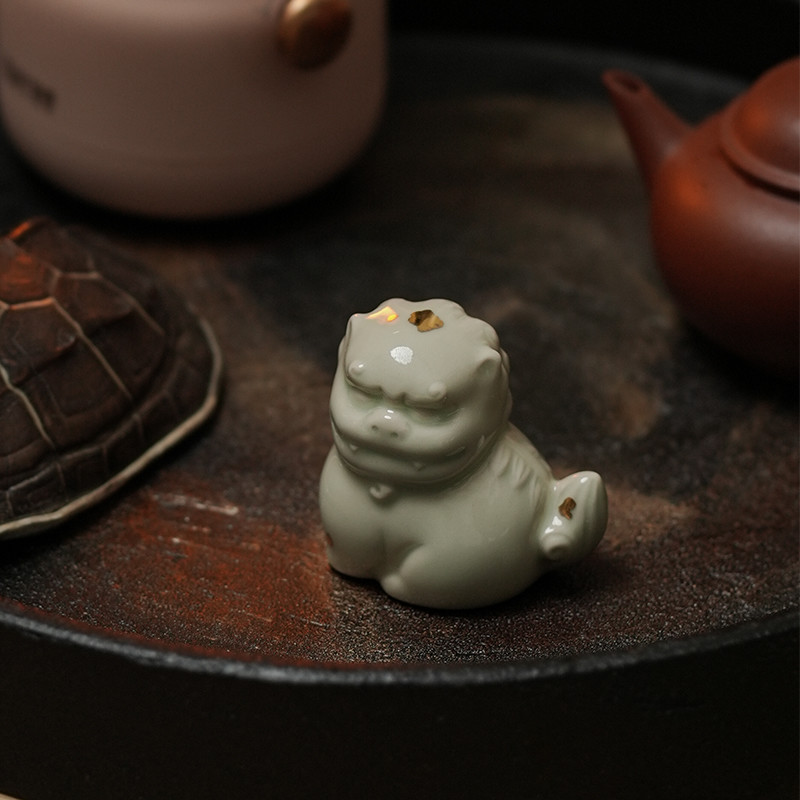 Creative White Porcelain Chinese Lion Tea Pet (7) Creative White Porcelain Chinese Lion Tea Pet