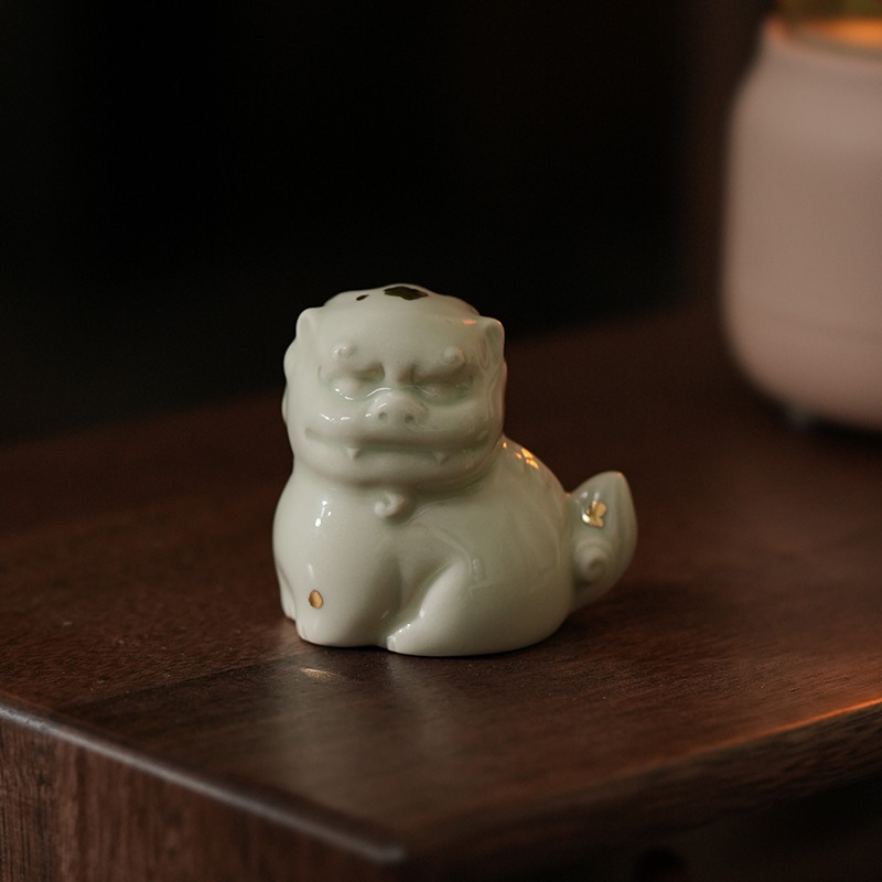 Creative White Porcelain Chinese Lion Tea Pet (9) Creative White Porcelain Chinese Lion Tea Pet