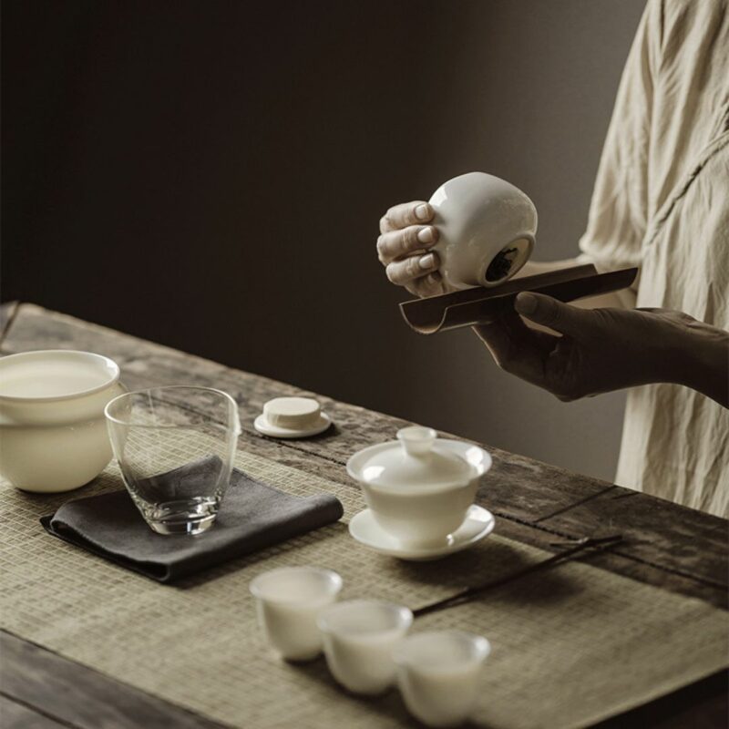 Elegant Jade White Porcelain 100ml Gaiwan