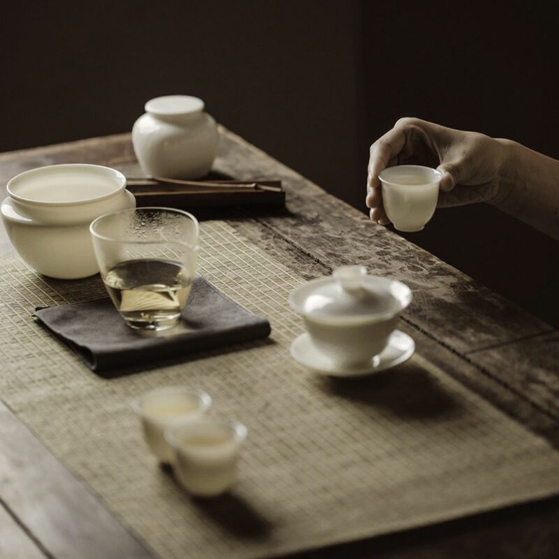 Elegant Jade White Porcelain 100ml Gaiwan