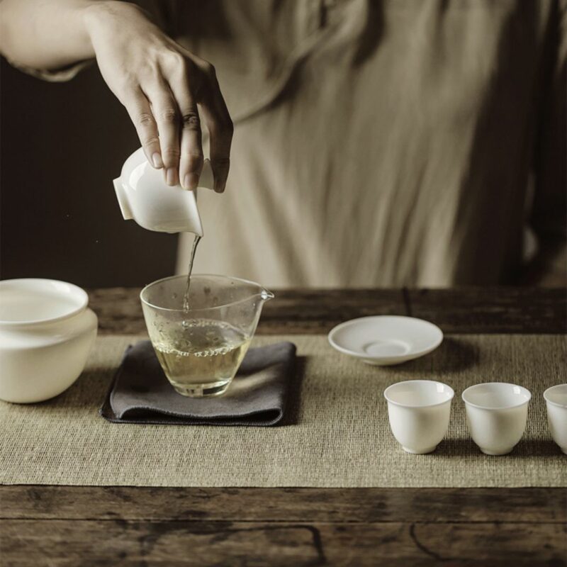 Elegant Jade White Porcelain 100ml Gaiwan