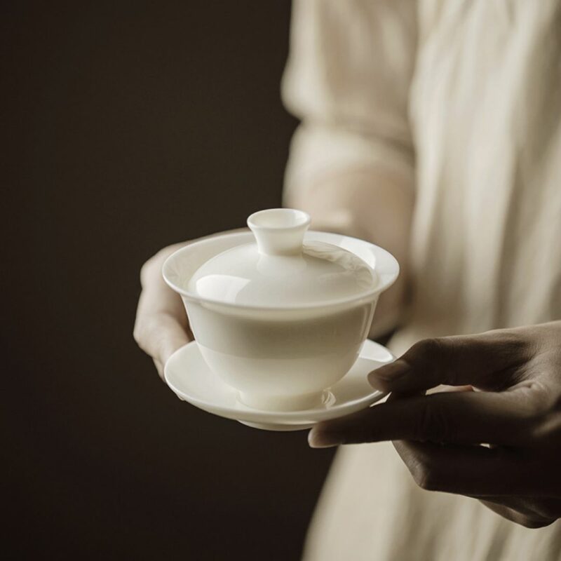 Elegant Jade White Porcelain 100ml Gaiwan