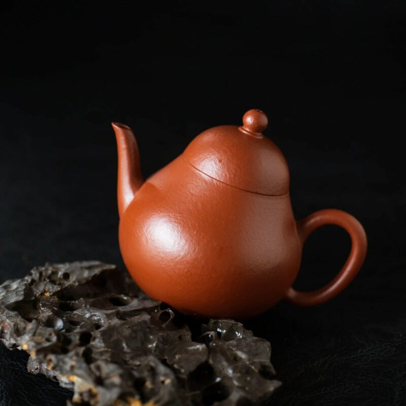 Zhuni Tall Pear 120ml Yixing Teapot