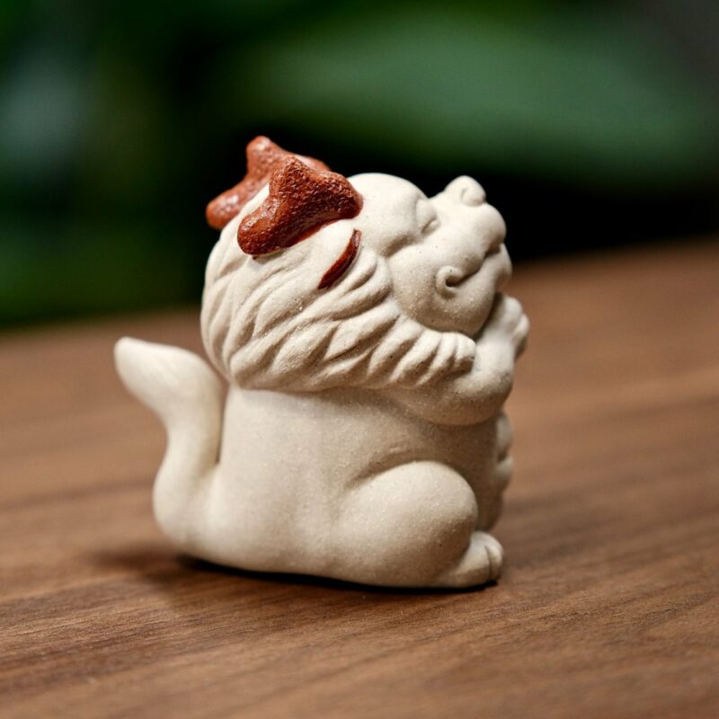 Handmade White Duanni Praying White Dragon Tea Pet