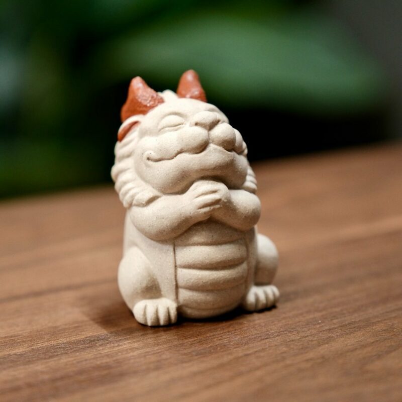 Handmade White Duanni Praying White Dragon Tea Pet